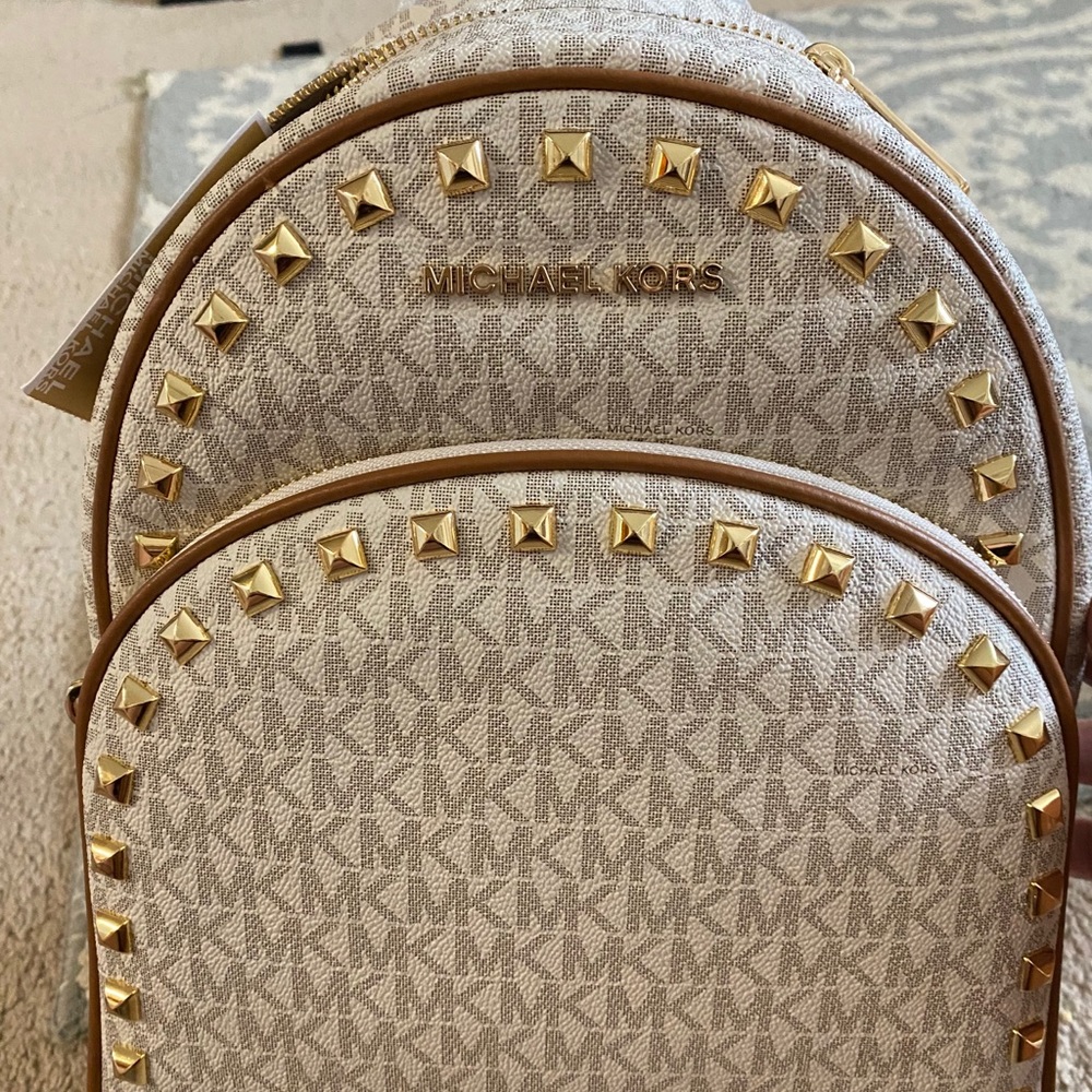 BRAND NEW WITH TAGS Michael Kors
